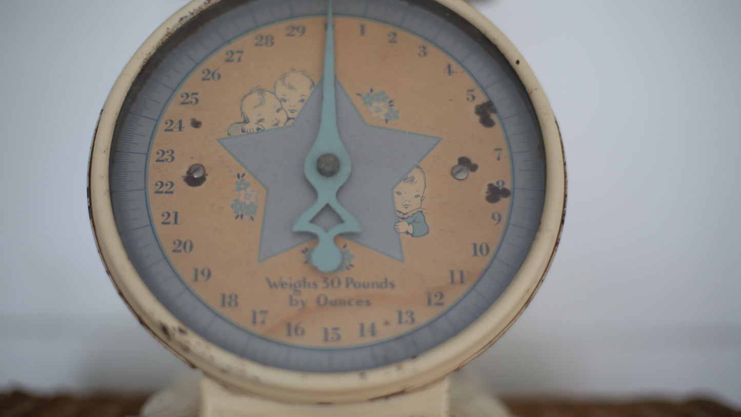 Playful Vintage Kitchen Scale