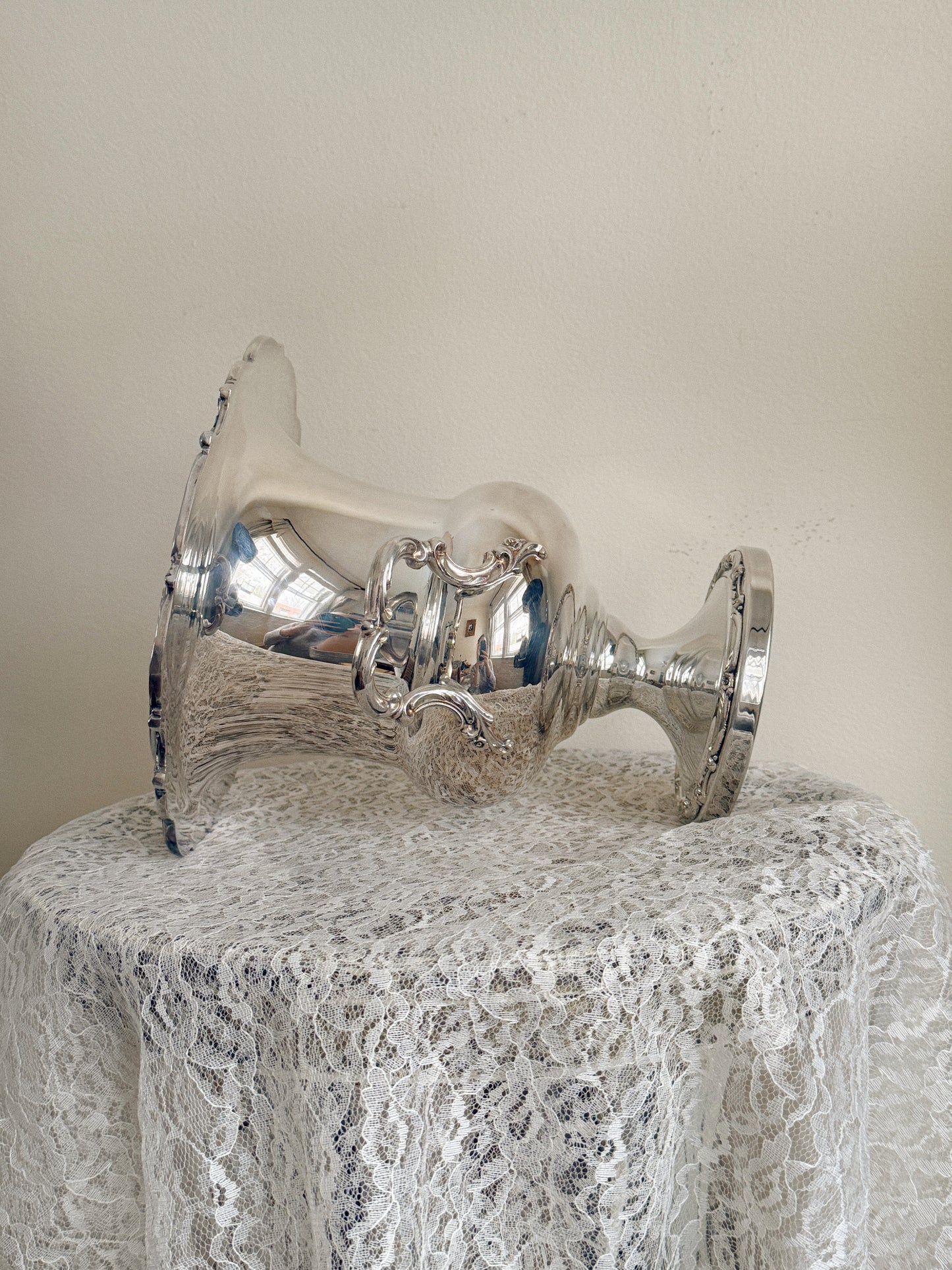 Vintage Countess Silver Plated Ice/ Champagne Bucket Trophy Urn - International Silver