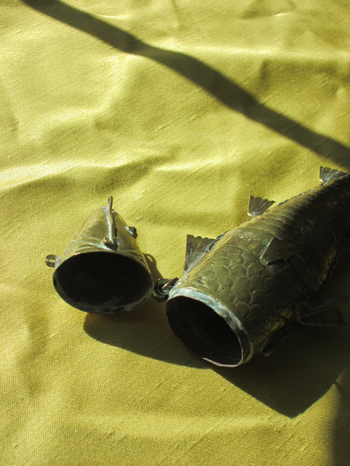 Antique Articulating Brass Fish Snuff Box