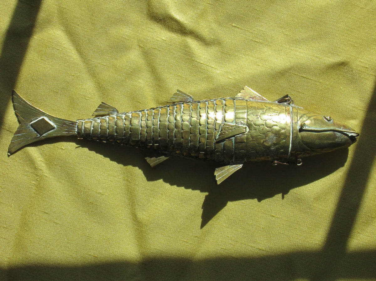 Antique Articulating Brass Fish Snuff Box