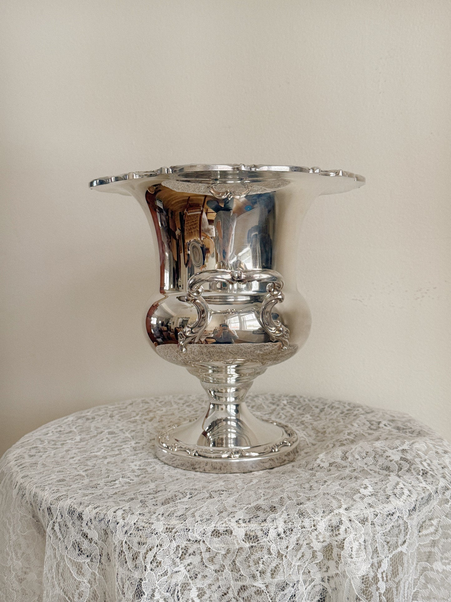 Vintage Countess Silver Plated Ice/ Champagne Bucket Trophy Urn - International Silver