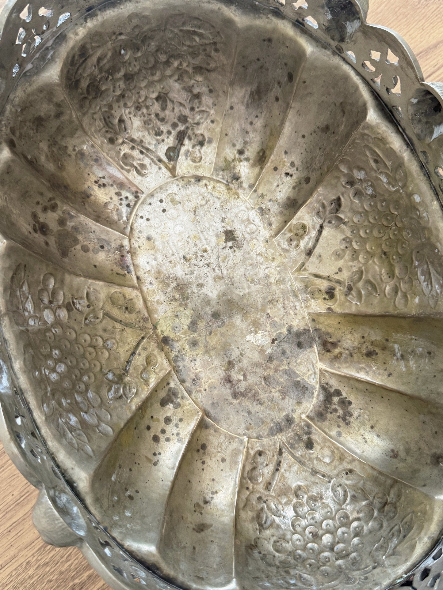 Victorian Style Silver-plated Cherub Pedestal Bowl